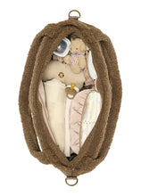 Laden Sie das Bild in den Galerie-Viewer, Brown Teddy Wickeltasche