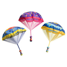 Laden Sie das Bild in den Galerie-Viewer, Fallschirmspringer Flying Heroes