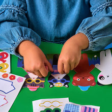 Laden Sie das Bild in den Galerie-Viewer, Kidoki Animal Dress-Up Sticker