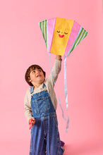 Laden Sie das Bild in den Galerie-Viewer, Kidoki Funny Faces Pocket Drache