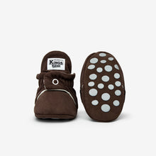 Laden Sie das Bild in den Galerie-Viewer, Booties Gamuza Gripper Chocolate