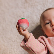 Laden Sie das Bild in den Galerie-Viewer, Baby Sensorik Bälle "Veggie Salad"