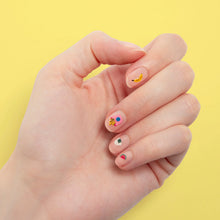 Laden Sie das Bild in den Galerie-Viewer, Nagelsticker Yummy