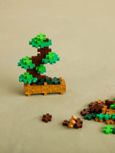 Laden Sie das Bild in den Galerie-Viewer, Kreativ Mini Bausteine "Grüner Bonsai"