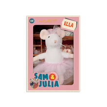 Laden Sie das Bild in den Galerie-Viewer, Kuscheltier Maus "Ella"