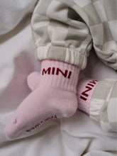 Laden Sie das Bild in den Galerie-Viewer, MINI Socken Rosa