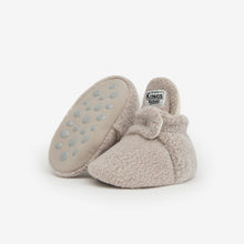 Laden Sie das Bild in den Galerie-Viewer, Booties Teddy Gripper Beige