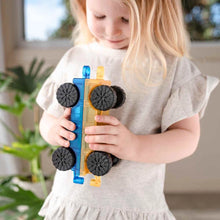 Laden Sie das Bild in den Galerie-Viewer, Magnetbausteine Bright Car Pack 2 Teile