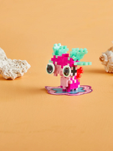 Laden Sie das Bild in den Galerie-Viewer, Pet Packet Mini Bausteine "Axolotl pink"