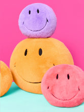 Laden Sie das Bild in den Galerie-Viewer, Smiley Eco Fuzzy Yellow 23 cm