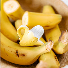 Laden Sie das Bild in den Galerie-Viewer, Zahnungshilfe Mini Banane "Anita Bananita"